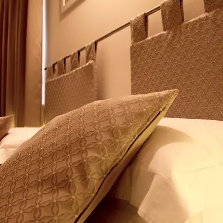 Palazzo Ruschioni Boutique Camerano