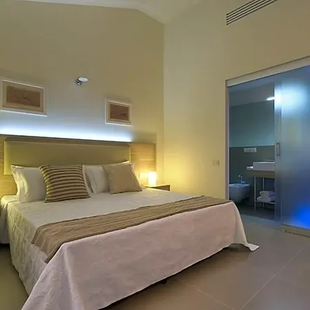 Palazzo Ruschioni Boutique Camerano