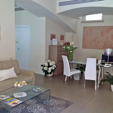 Palazzo Ruschioni Boutique 3* Camerano