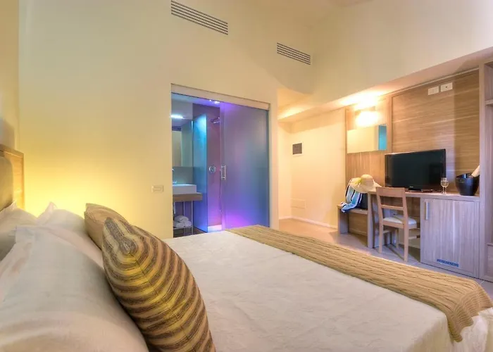 Palazzo Ruschioni Boutique 3* Camerano